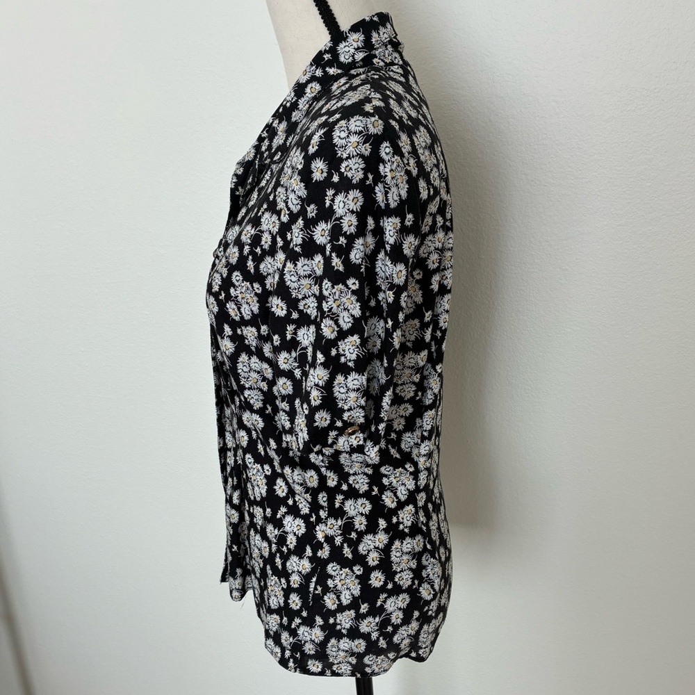 Vintage 80s Daisy Print Blouse - Picture 3 of 10